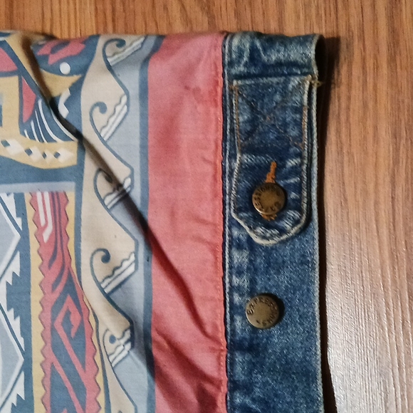 Denim Men Jacket W/Aztec  Print by Classic Style. Size M - Picture 8 of 15